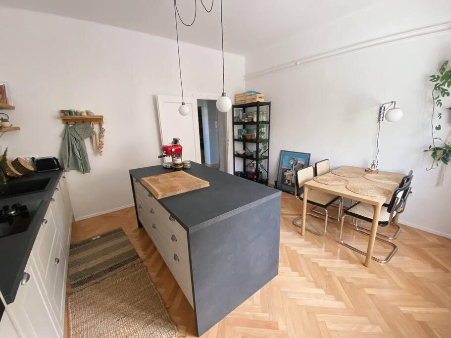 Cosy Apartment Tivoli Center Free Park Λιουμπλιάνα Εξωτερικό φωτογραφία